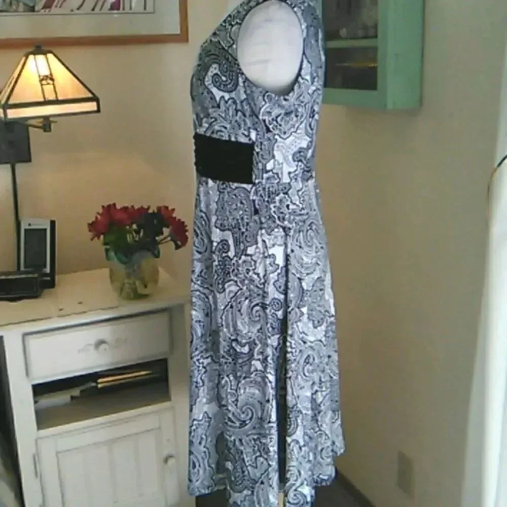 Perceptions New York Black and White Paisley Dress